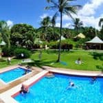 airlie beach backpackers with swimming pool